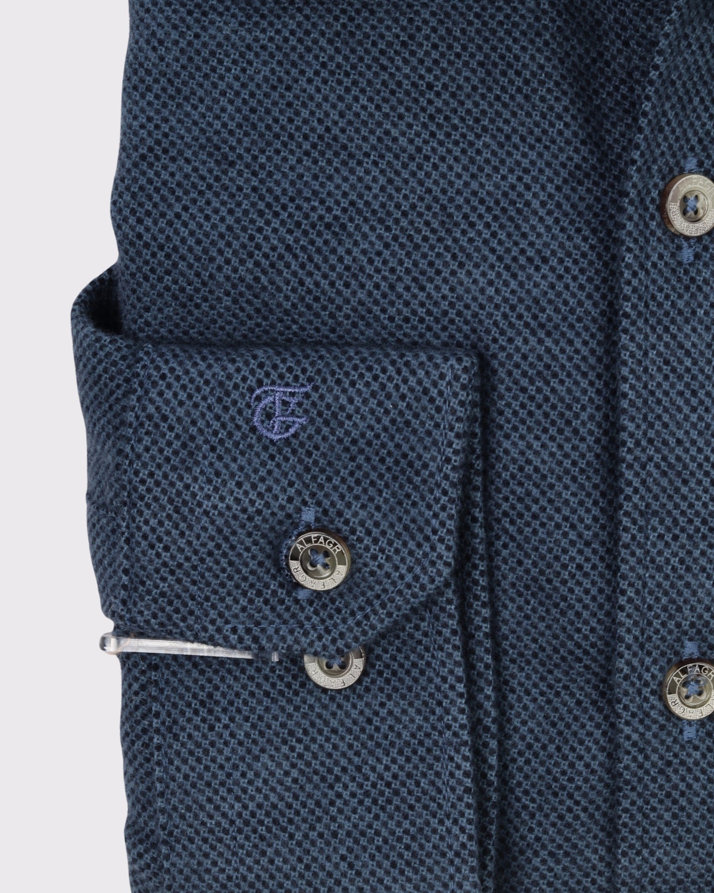 قميص صوف مقاس خاص