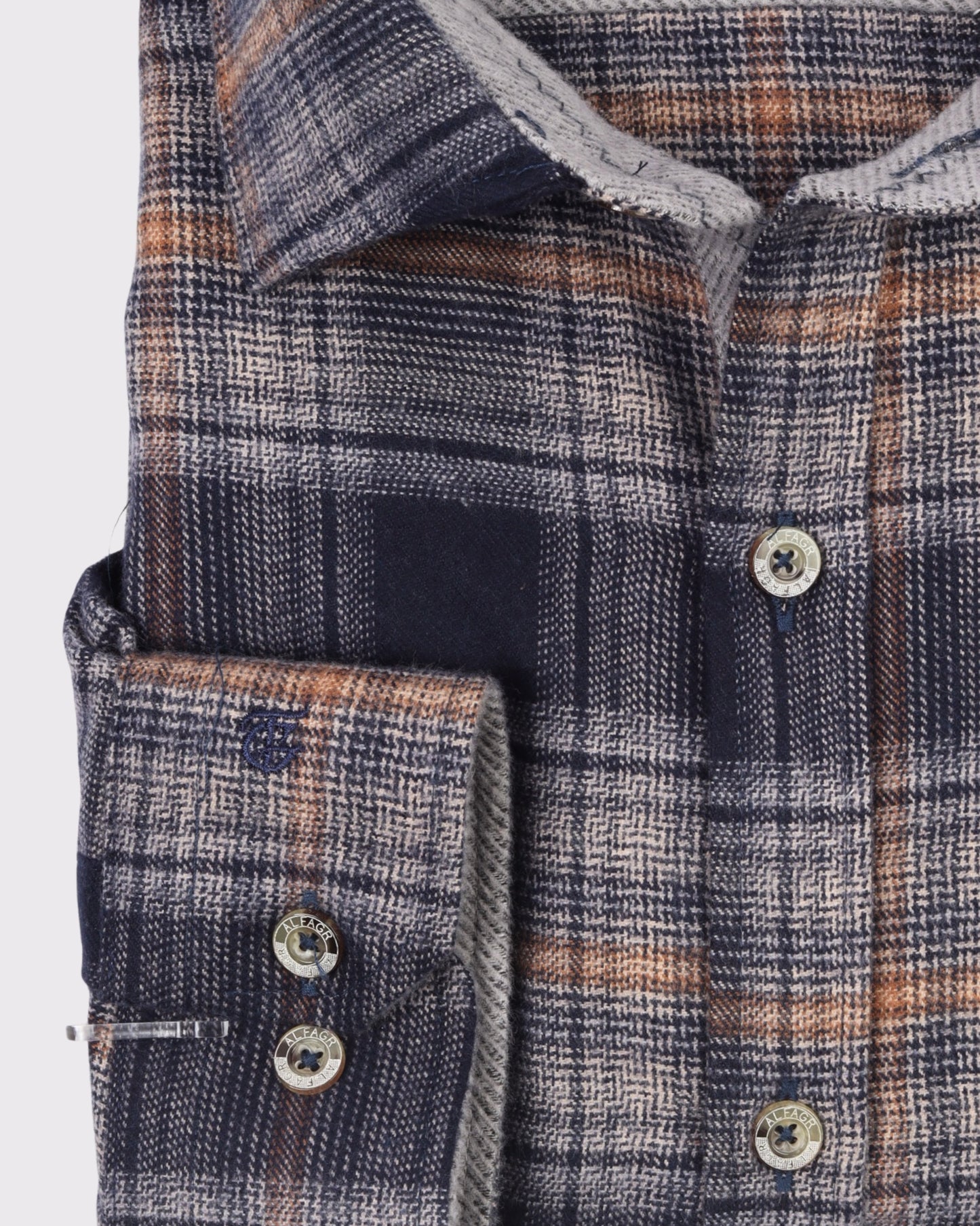 قميص صوف مقاس خاص