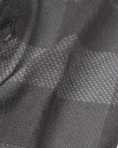 قميص صوف مقاس خاص