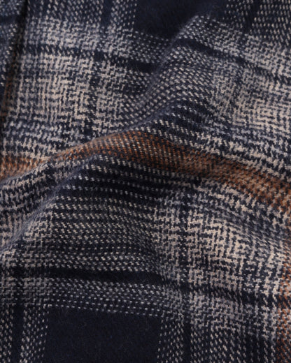 قميص صوف مقاس خاص