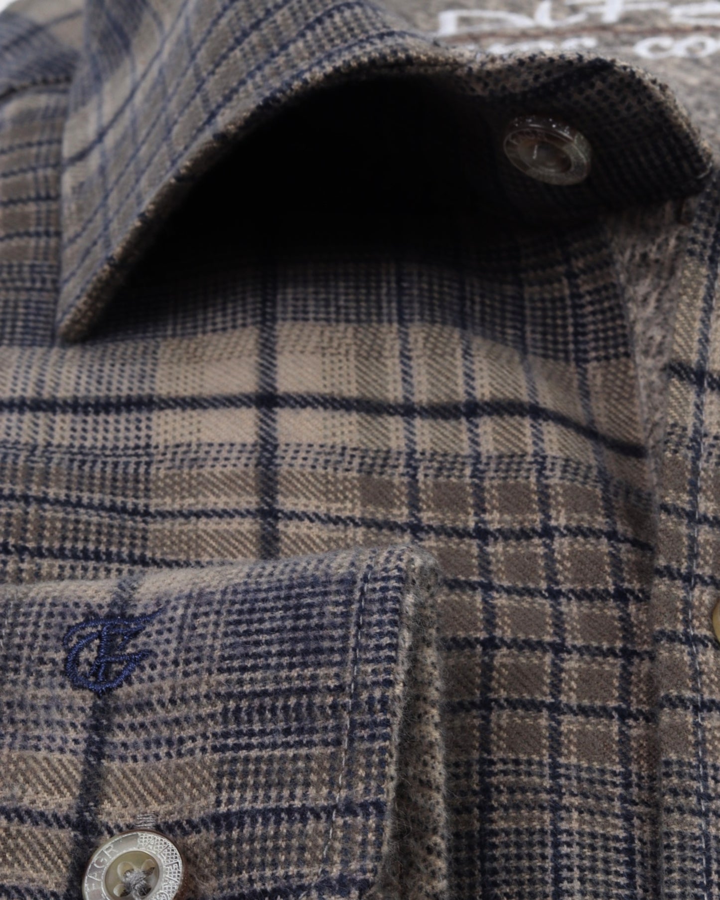 قميص صوف مقاس خاص