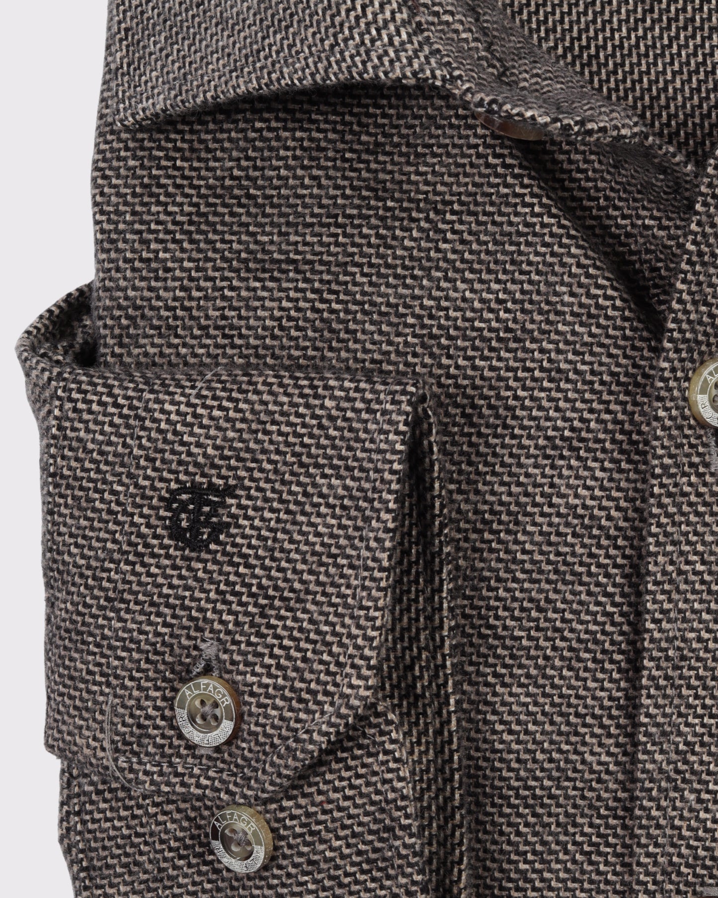 قميص صوف مقاس خاص