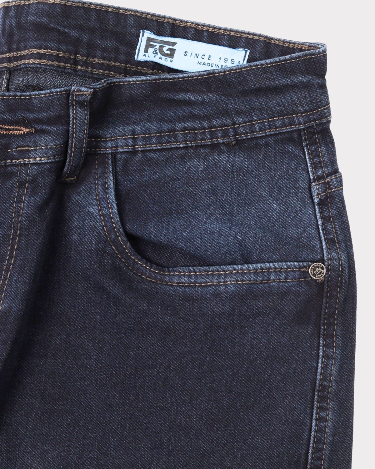 jeans pants