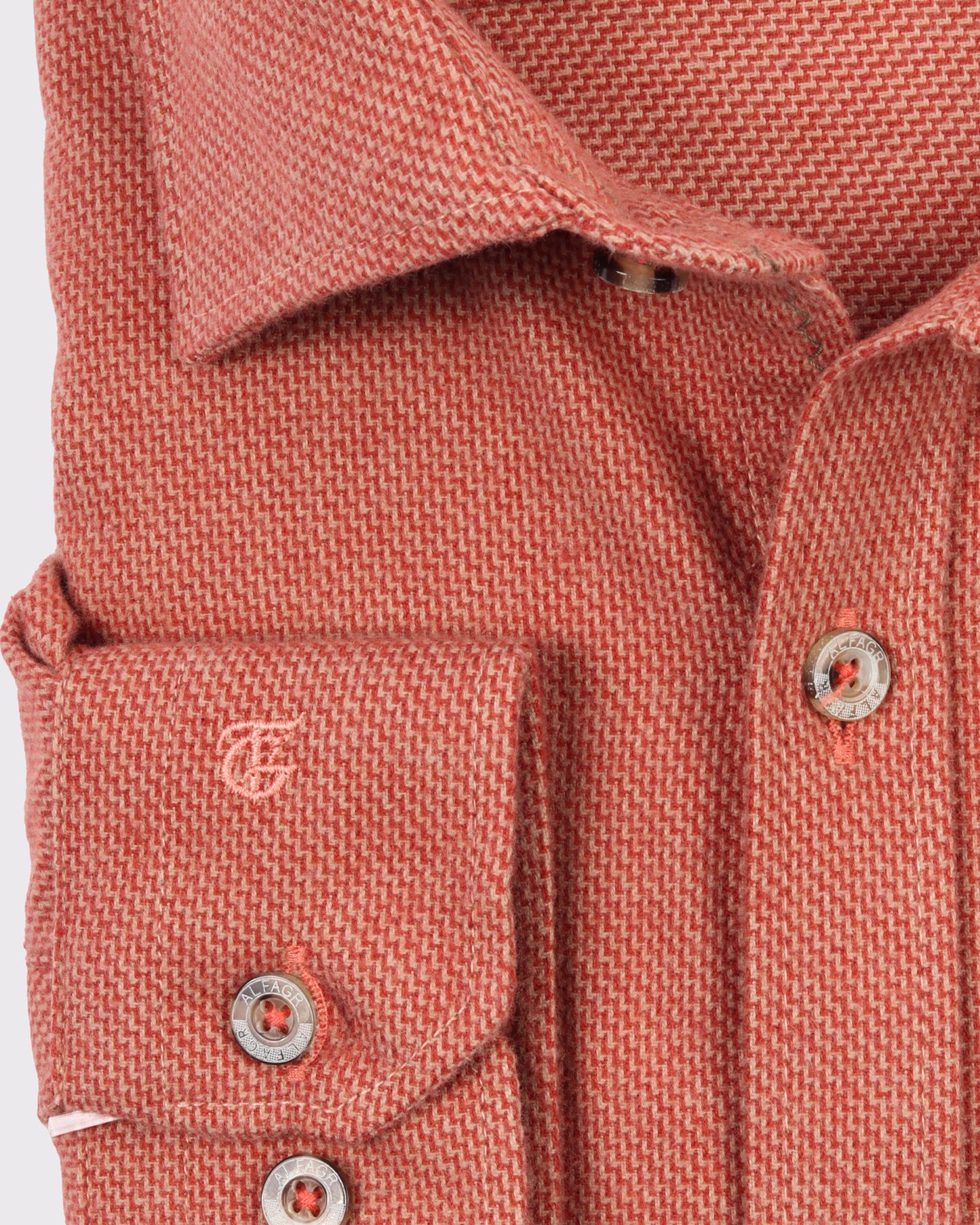 قميص صوف مقاس خاص