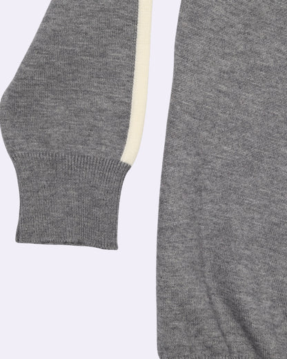 White Grey Round Trico