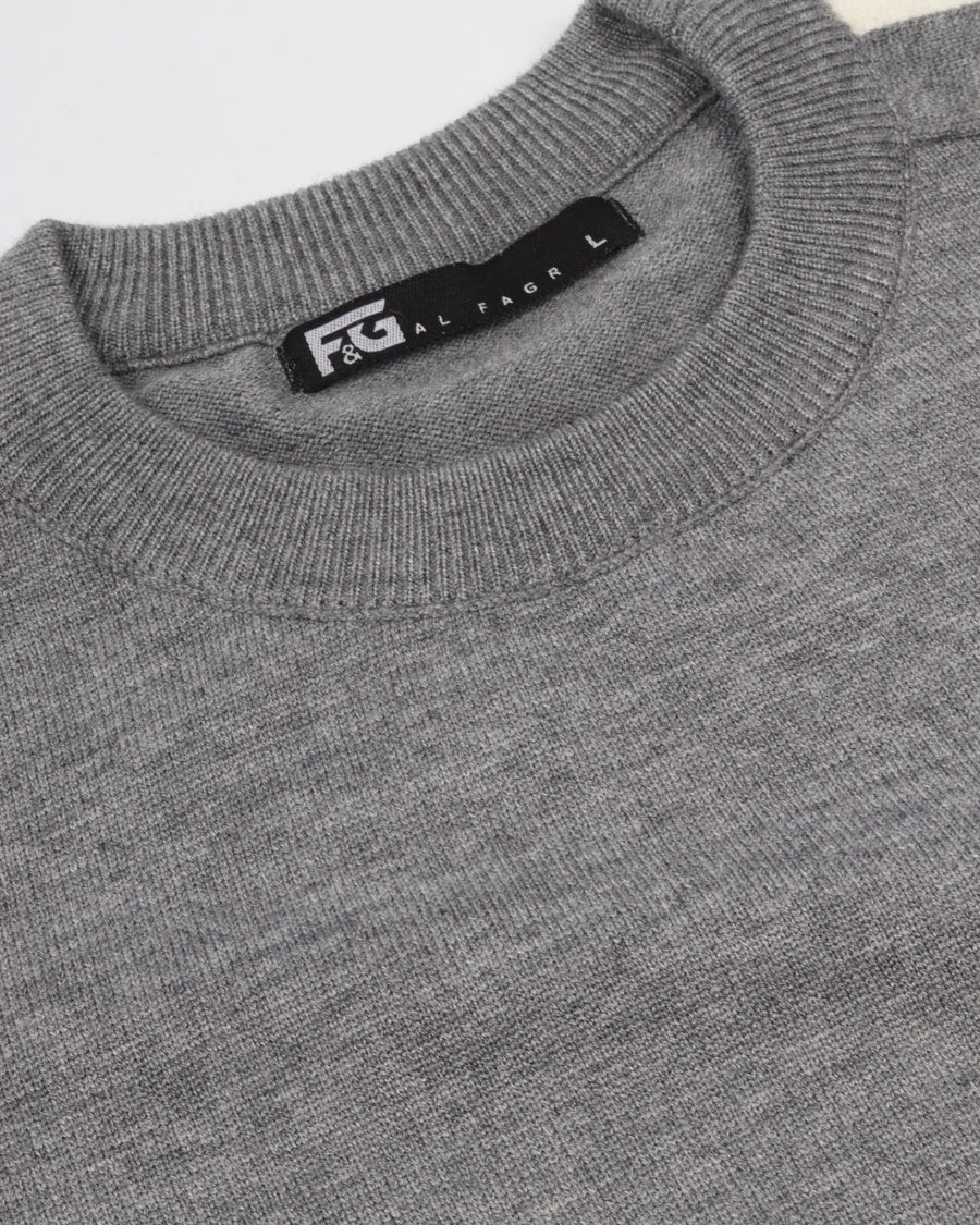 White Grey Round Trico