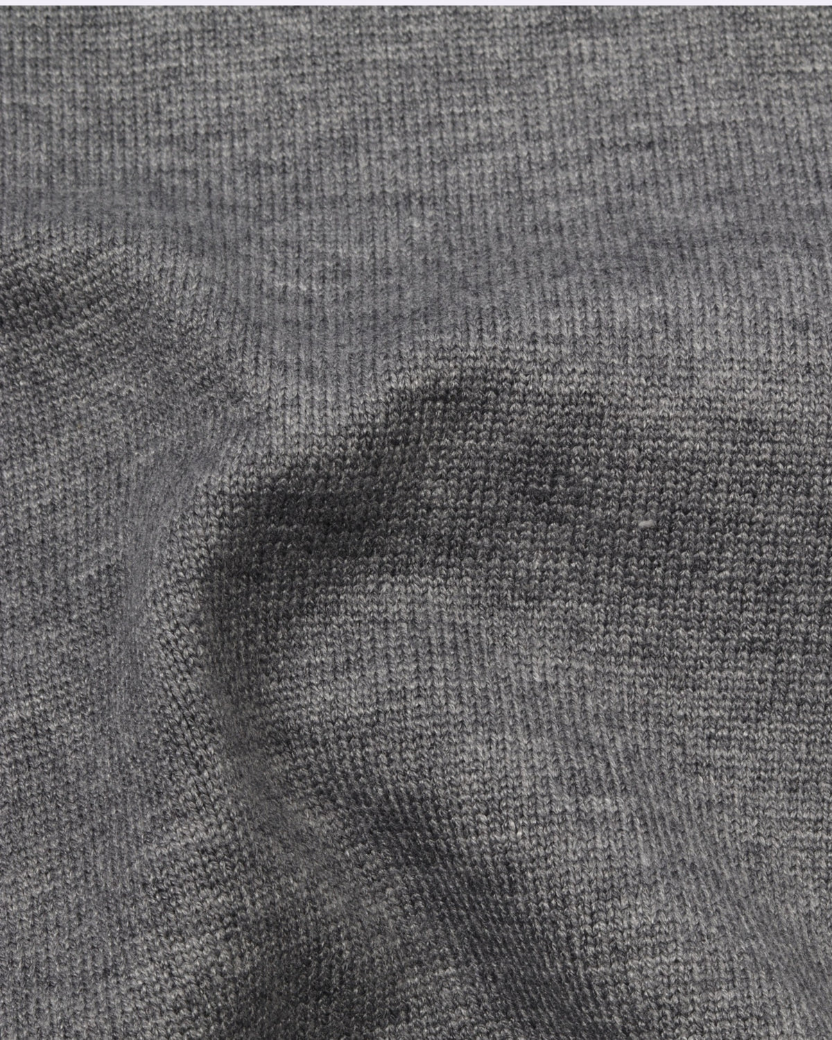 White Grey Round Trico