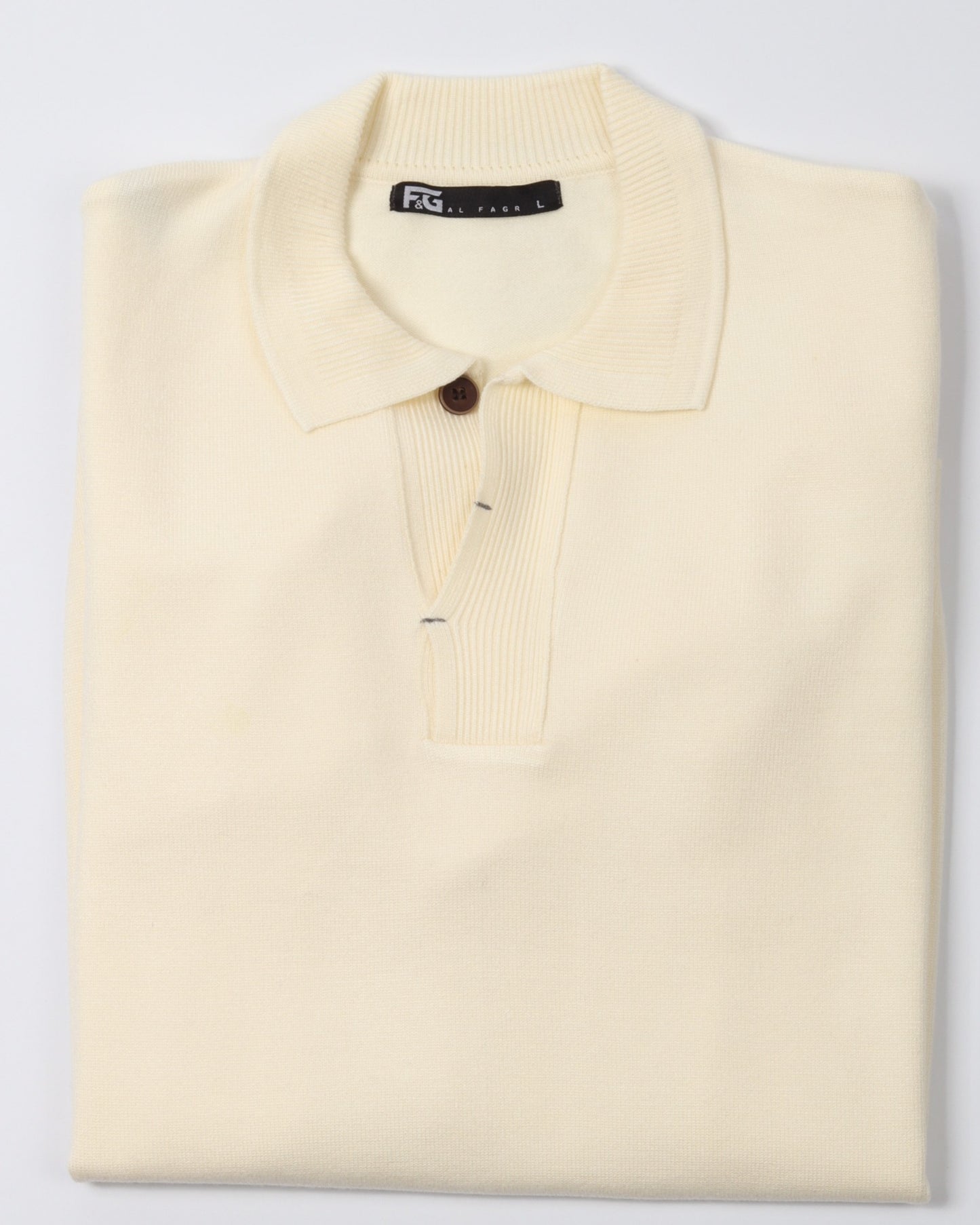 Creamy Polo Neck Trico